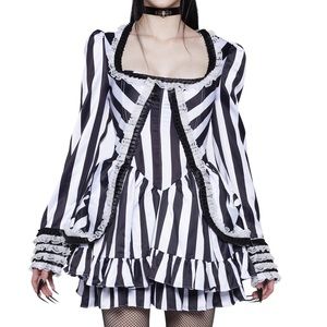 Brand new with tags!! Dolls Kill Halloween costume from the movie Sleepy Hollow.